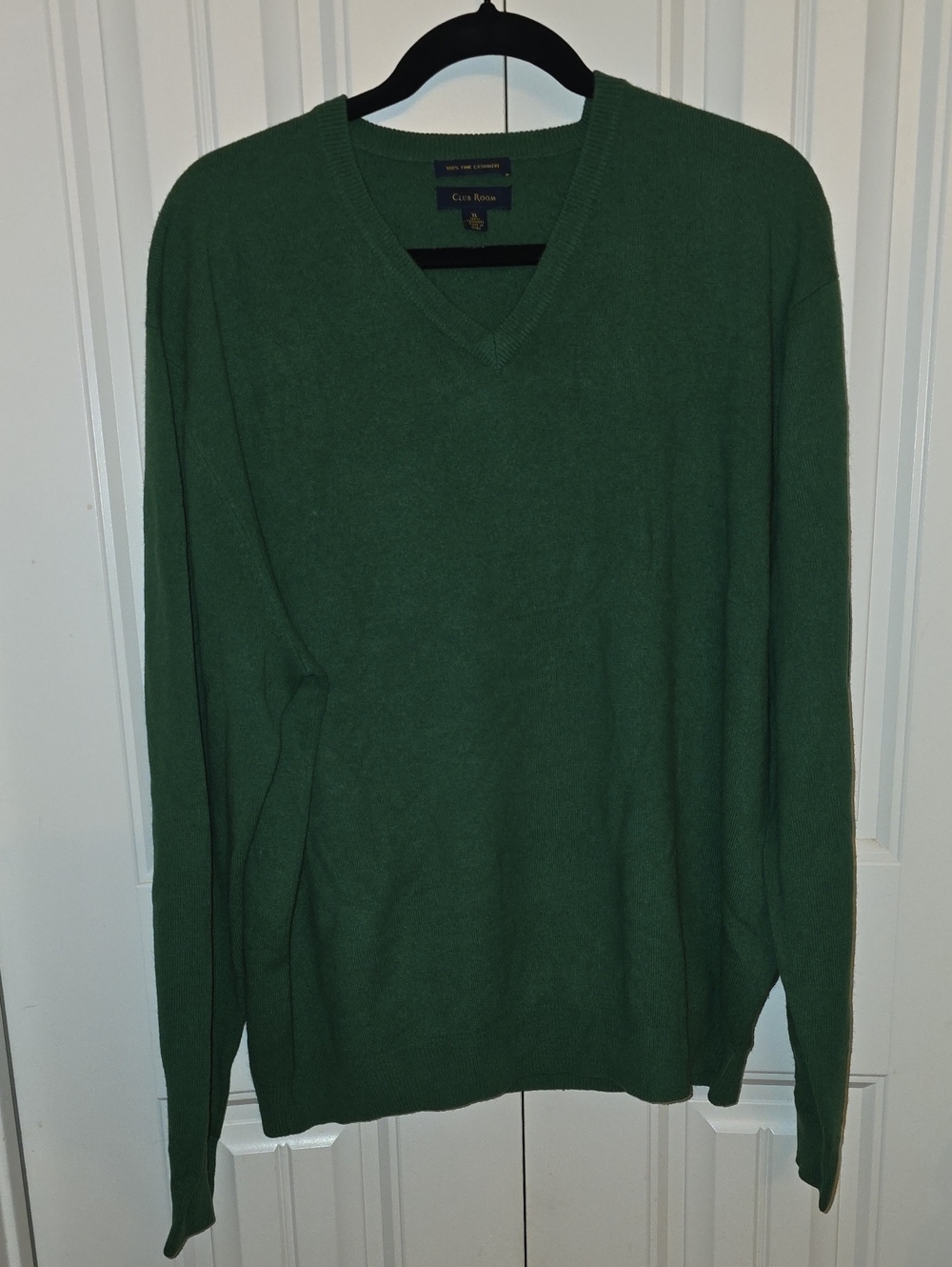 Club Room Men's Green V-Neck Sweater
